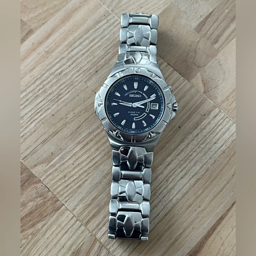 Seiko Kinectic Automatic Rare Vintage Men’s Watch Blue Dial Stainless Bracelet